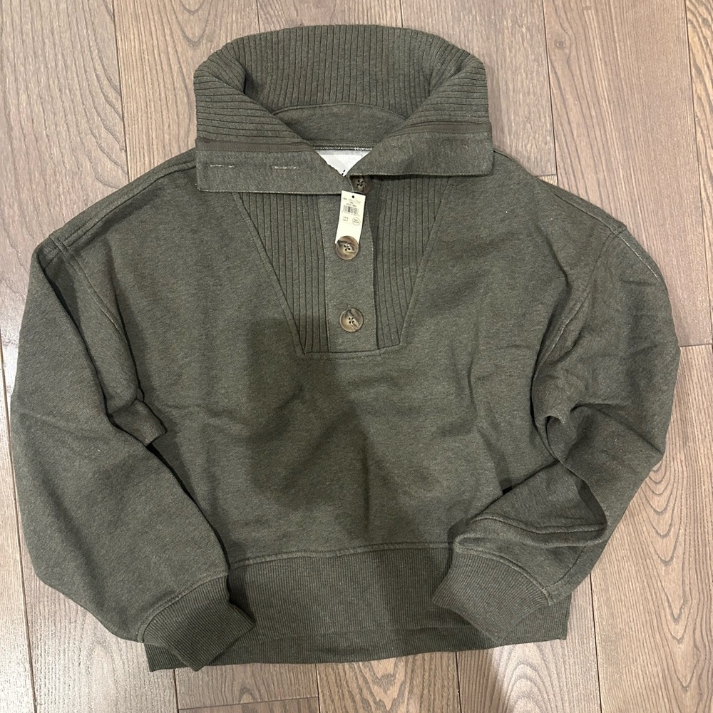 Aerie Olive Green Pullover Sweater NWT